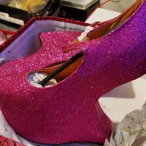 Womens Fuchsia no heels shoes